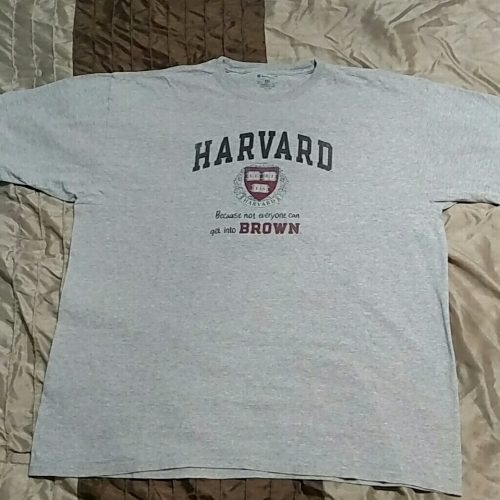 Harvard t-shirt